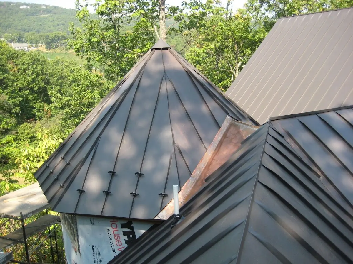 Professional Gutter Cleaning by Craftsman Roofing in Upper Milford